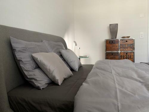 Central & Elegant Room In Biel