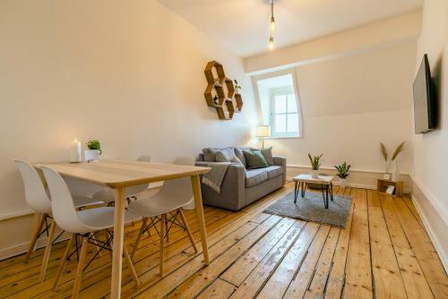 Apartamento Eigene Wohnung Im Stadtzentrum Mit Wundersch�ner Dachterrase