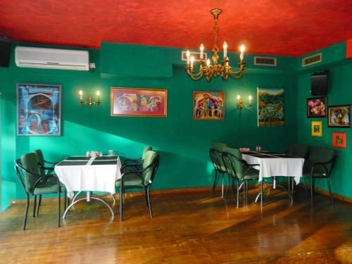 Hostal Villa Park