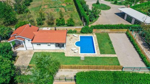 Villa Mirna