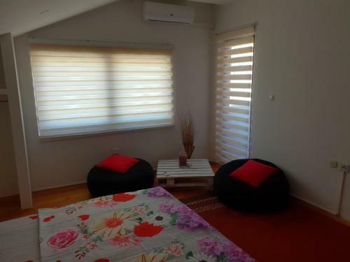 Hostel Enardi