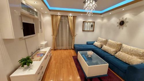 Queen's Apartman And Free Garage Parking