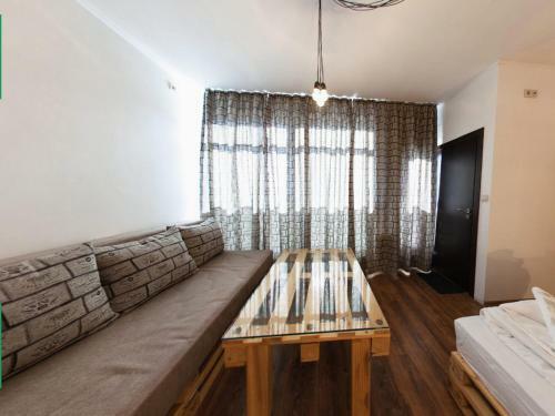 Apartamento Palete Studio - New Hand-made, Cozy, Artistic Home