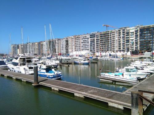 Seamax - Spacious And Bright Holiday Apartment