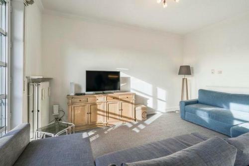 Seamax - Spacious And Bright Holiday Apartment