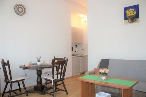 Apartments Pidi