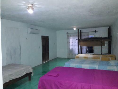 Hostal Y Temazcal Guemez