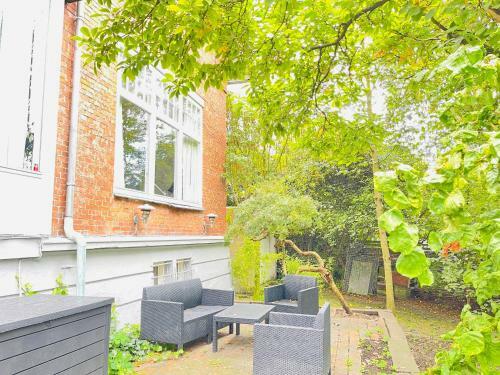 Aday - Aalborg Mansion - Big Apartment With Garden