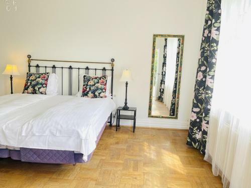 Hostal Aday - Aalborg Mansion - Room 2