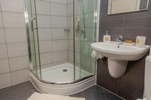 Apartamento Lovely 3bd Flat With Parking And Sea View