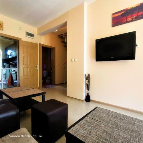 Garden Beach Apartment 28