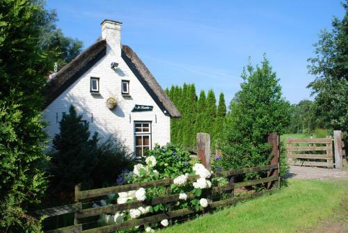 Appartement/vakantiehuis/b&b It Koaih�s