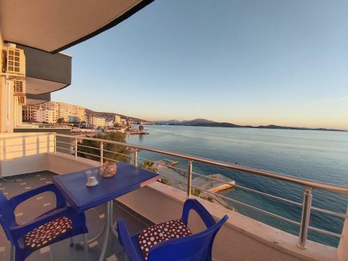 Sunset By The Sea Apartments - Private Beach