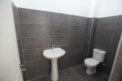 Beni Hotel Saranda Bitcoin Hotel And Hostel