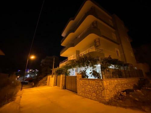 Sunmoon Apartments