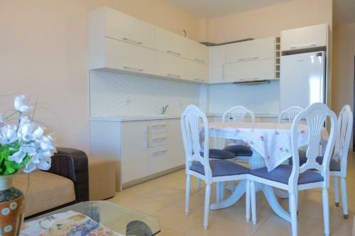 Noel Sea View Apartments