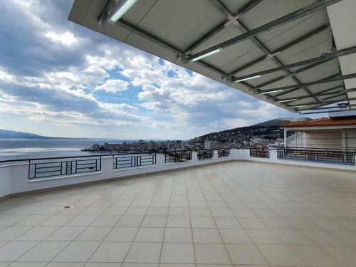 Apartamento Attic Sea View 3 Rooms