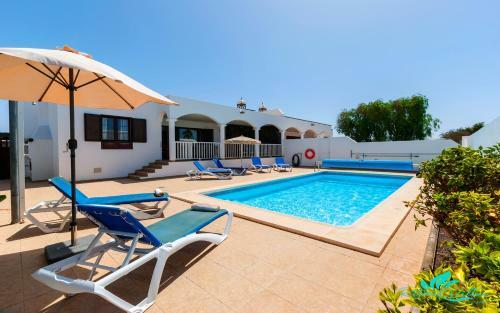 Stunning 3-bed Villa In Playa Blanca