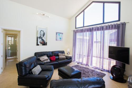 Beautiful 2-bed Villa In Playa Blanca
