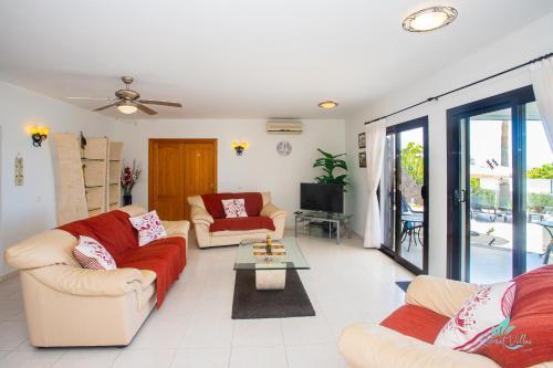 Exclusive 2-bed Villa In Playa Blanca Adults Only
