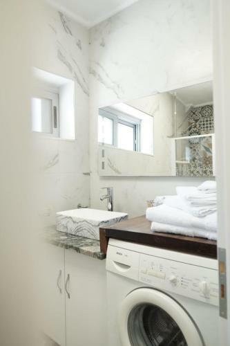 Luka's Apartment Sarand�