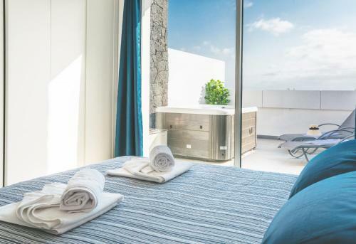 Monterey House Playa Blanca