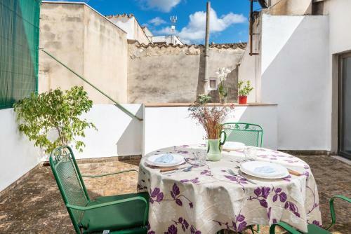 Lleon Town House In Pollensa, Mallorca