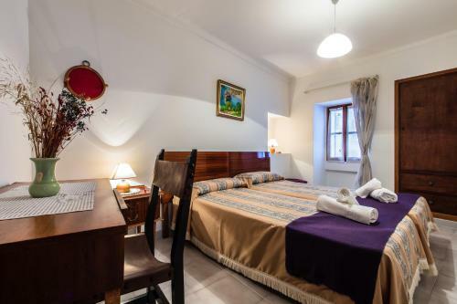 Lleon Town House In Pollensa, Mallorca