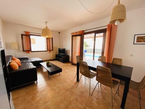 Villa Private Heated Pool Playa Blanca