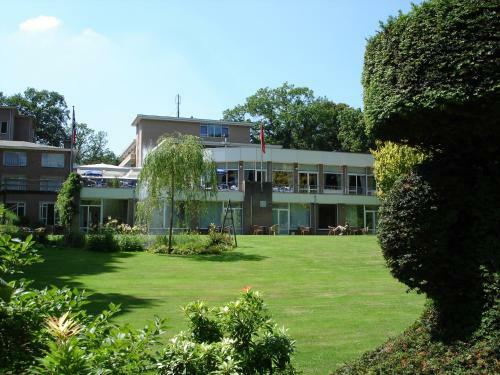 Hotel Golden Tulip Val Monte