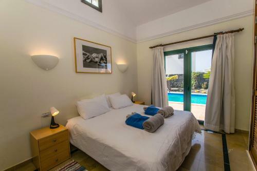 216 - Villa Helena By Villas Now Ltd