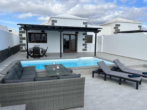 Villa Arabella - Parque Del Rey - Playa Blanca