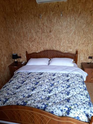 Windmill Shkodra Gesthouse Camping & Grill