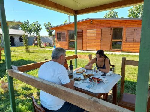 Windmill Shkodra Gesthouse Camping & Grill