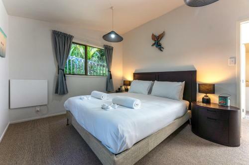 Treetops - Forest Retreat- Near Onetangi Beach