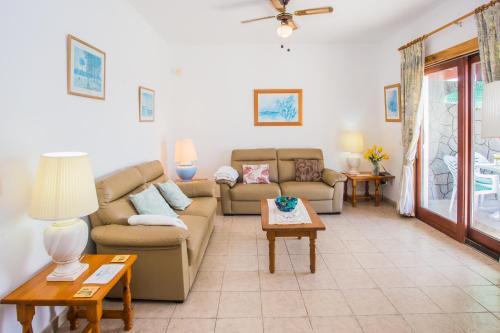 Beautiful 2-bed Villa In Playa Blanca