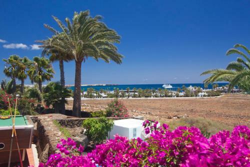 Villa Rondas With Sea View And Jacuzzi