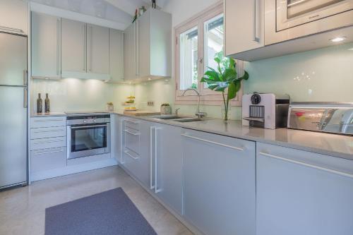 Villa In Ternelles, Pollen�a (hort Petit)