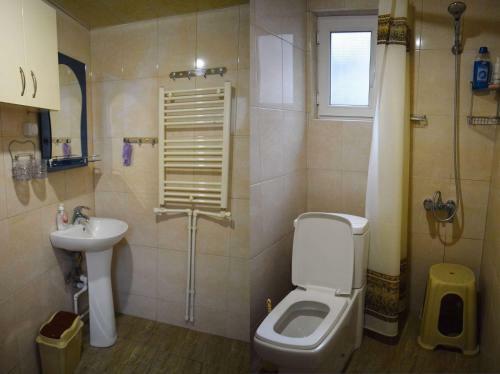 Albergue Adamyan 11 Hotel