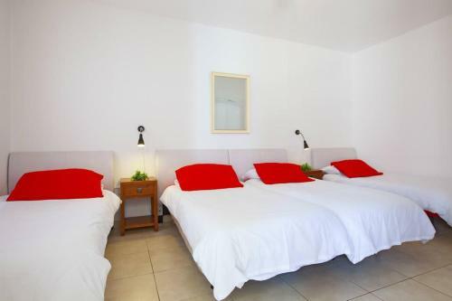 Villa Bandera With Private Heated Pool And Childrens Play Area
