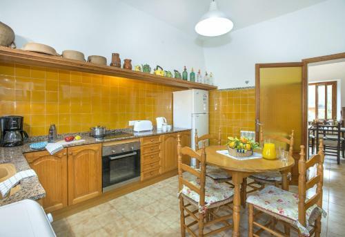 Villa Can Brullet Rustic Stay