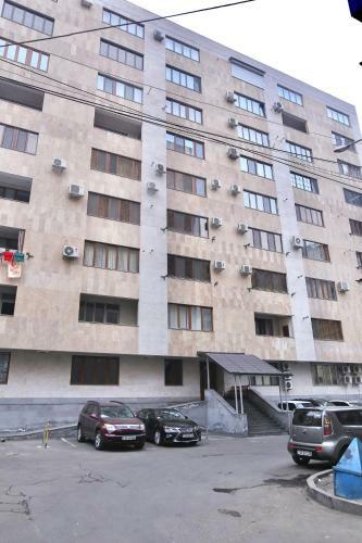 Central Yerevan 2 Bedroom Charming Apartment