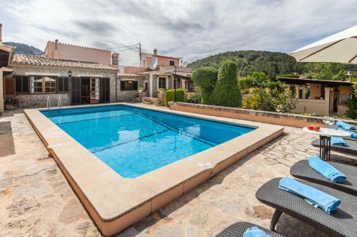 Villa Fullos