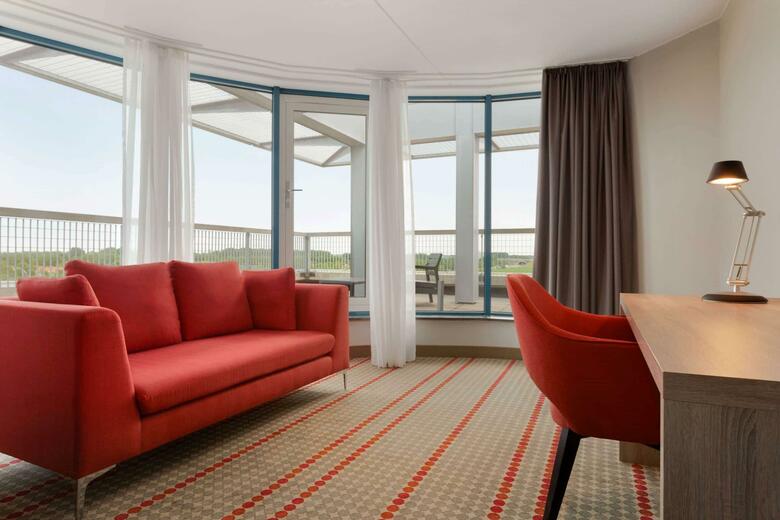 Hotel Ramada By Wyndham Amsterdam Airport Schiphol