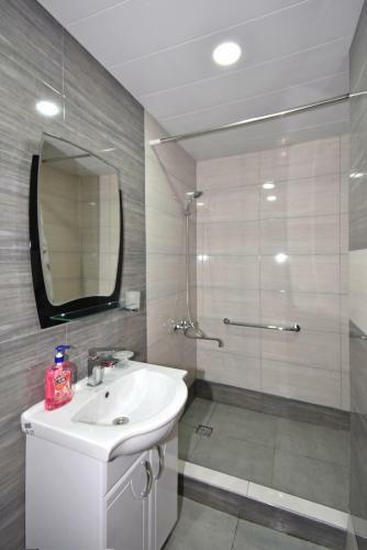 Apartment Near Sasundci Davit Metro Station