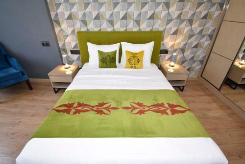 Home4you City Center Apartments