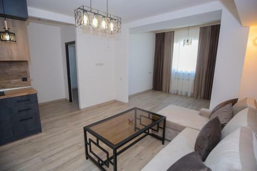 Loft Apartment Near Republic Square