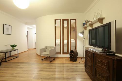 Apartamento 1 Min Walk From Vernissage - Self Check-in - Netflix