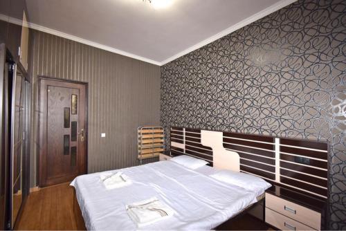 Argishti Street, 1 Bedroom Modern Apartment Gl131