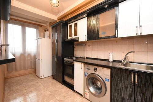 Yerevan Center Apartment By Full House